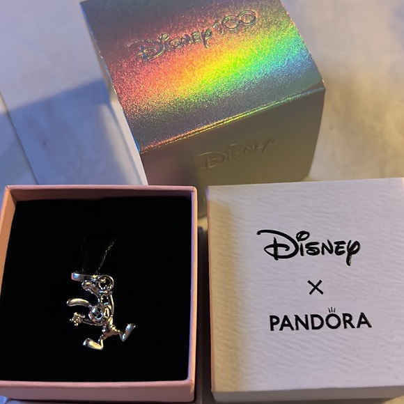 Pandora Disney 100th Anniversary Oswald Dangle Charm - Picture 8 of 11